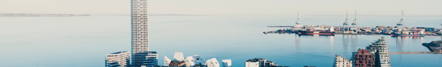Lighthouse. Danmarks største bygning ligger ved havnen i Aarhus.
